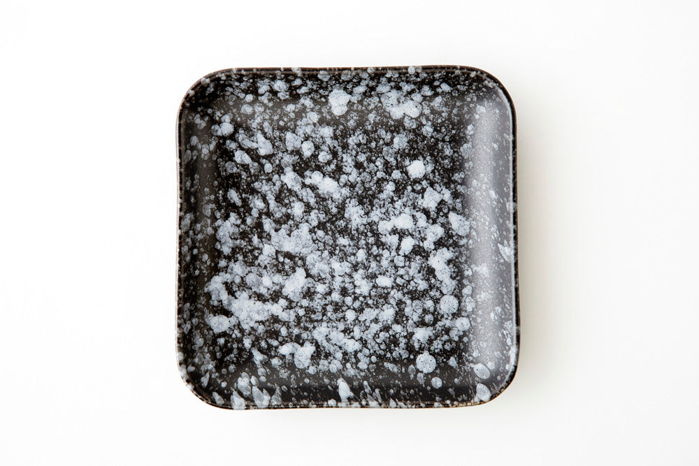 Classic Rimmed Square Plate