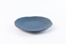 Load image into Gallery viewer, Freeform Plate 8&quot;
