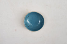 Load image into Gallery viewer, Large Round Saucer
